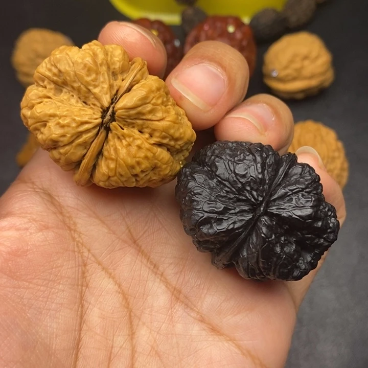 吊坠文玩核桃40尺蝴蝶蟾