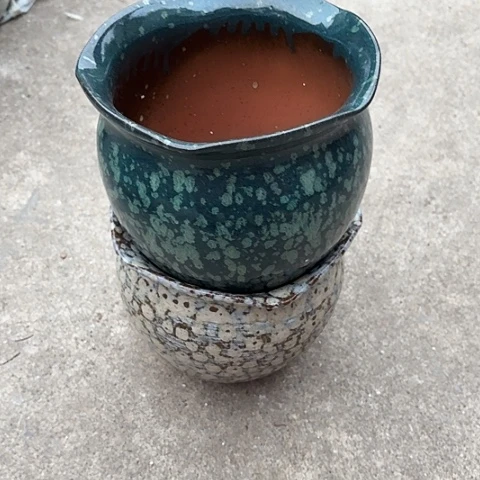 19/19瑕疵底部烧裂。