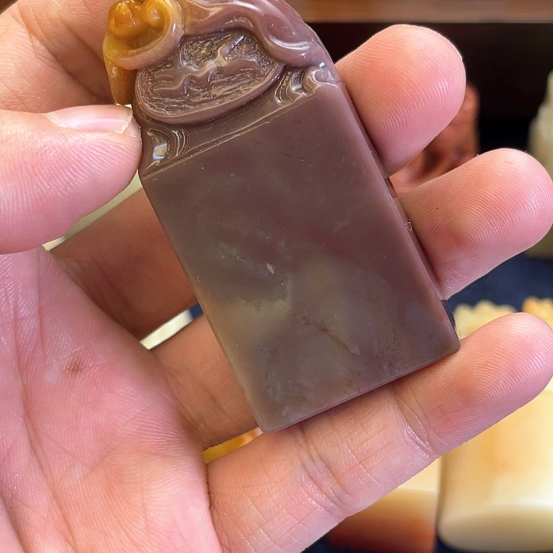 小***子寿山石印石寿山石