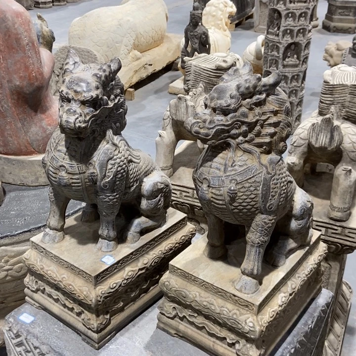 石材青石麒麟一对