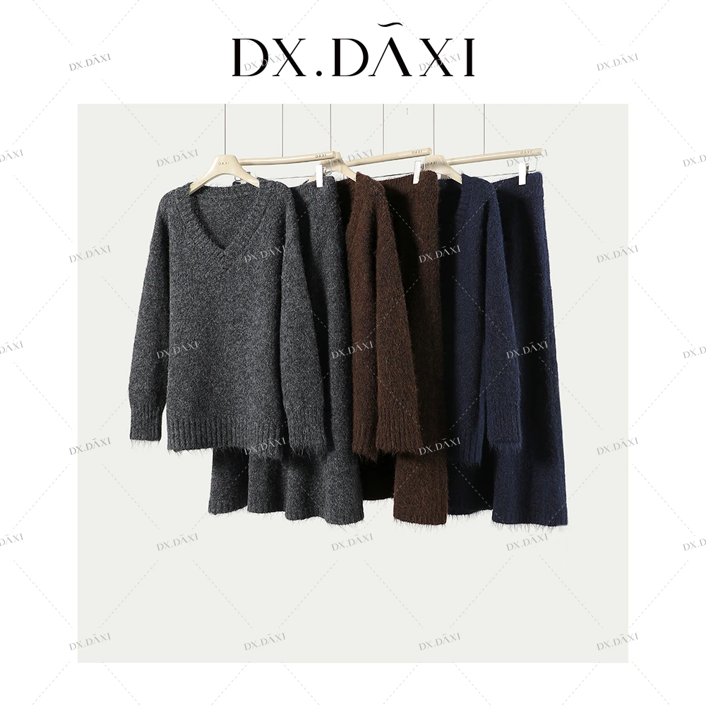 DX.DAXI【暖冬叙旧】软糯V领套头宽松毛衣半身裙套装