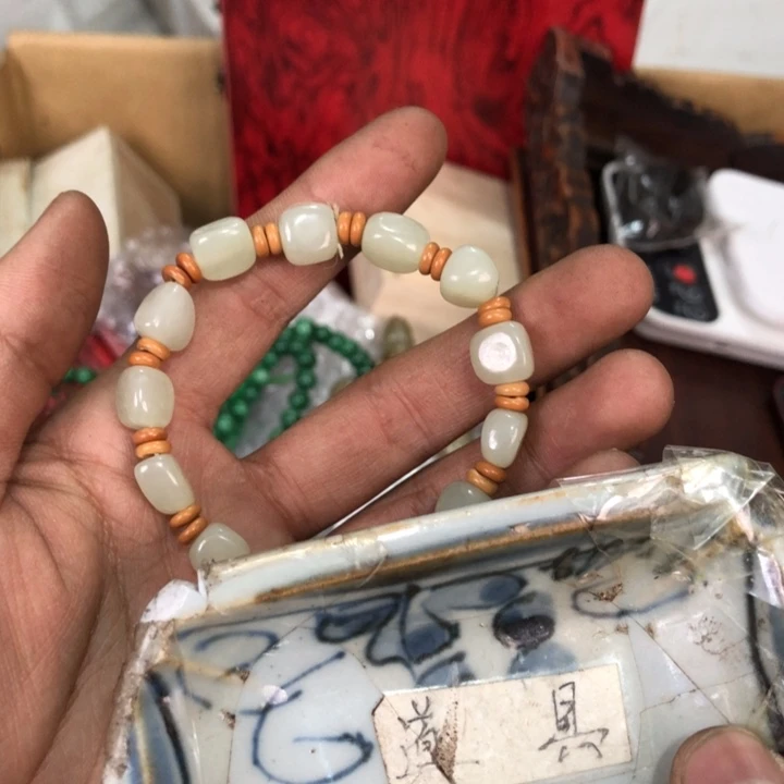 陶瓷孤品单件车里拍M****生