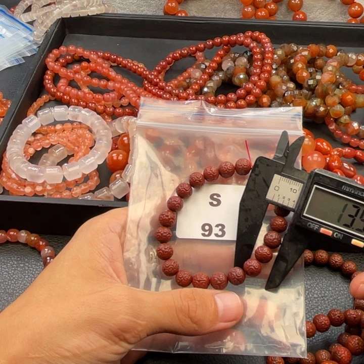 南红玛瑙未镶嵌多样性发货默认微瑕称重8mm