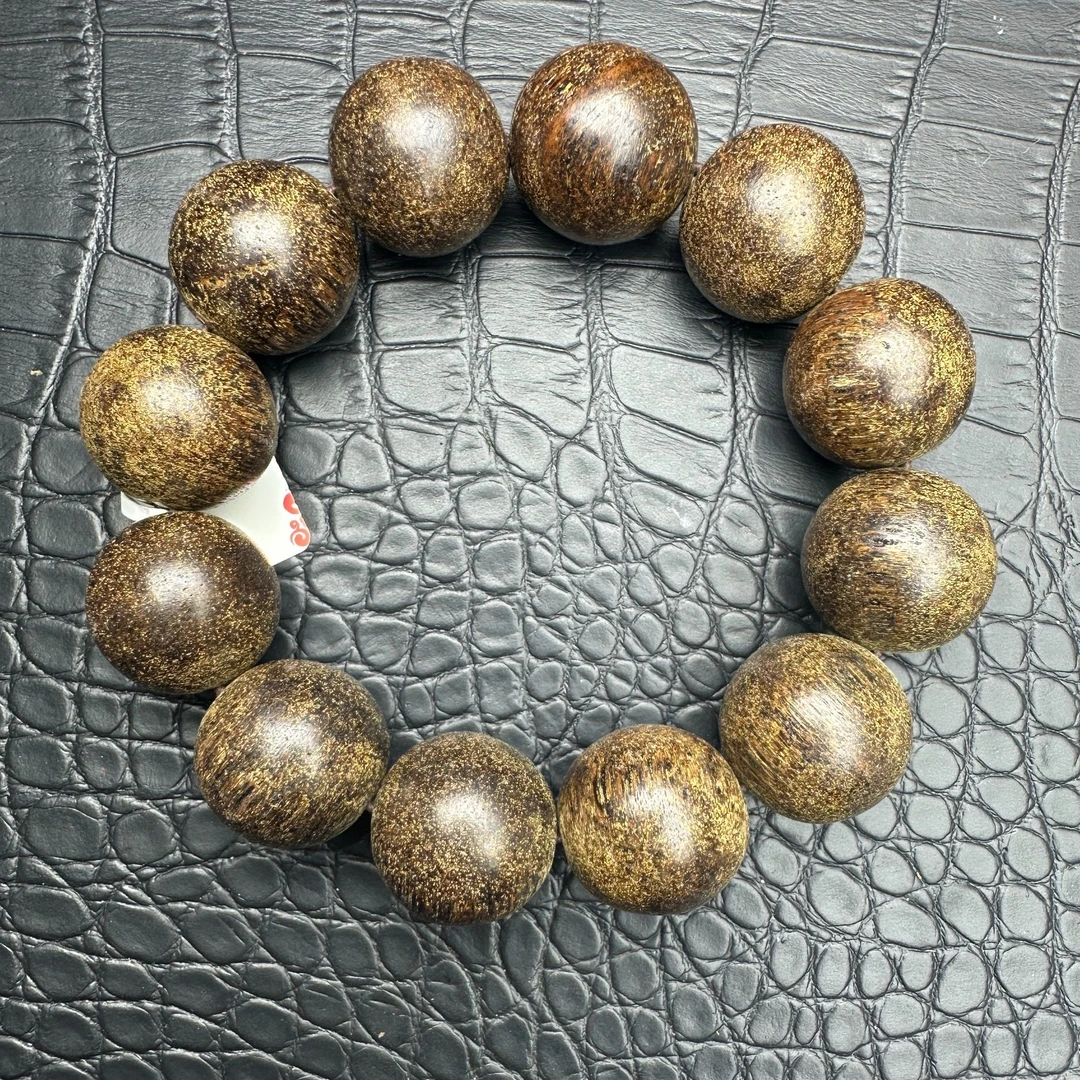 647沉木圆珠手串