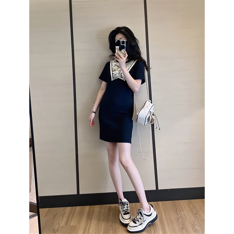 夏季气质直筒连衣裙今年流行巨好看的高级感小众裙子女2025新款