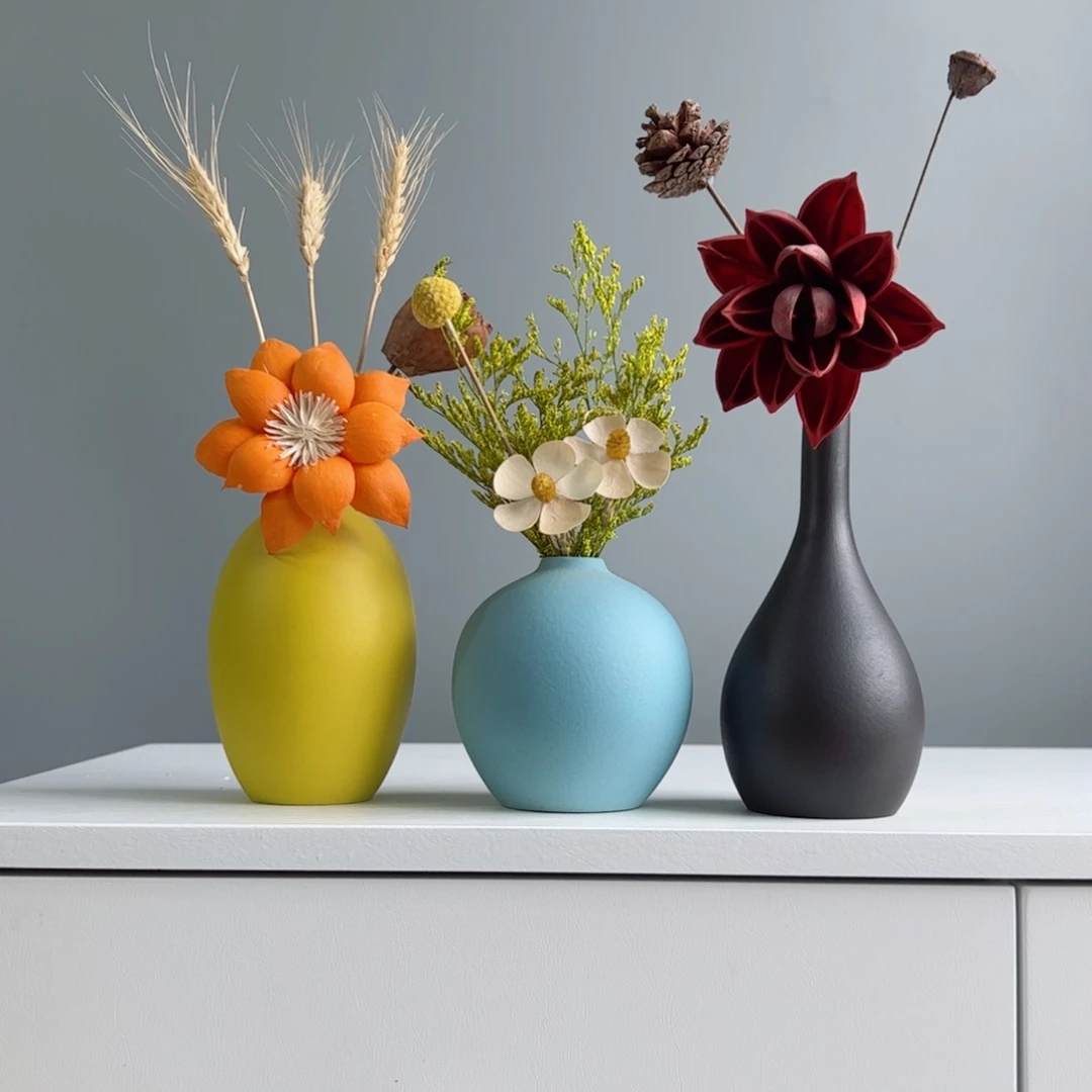 摆件陶瓷小花瓶摆件含花总高约20-30cm