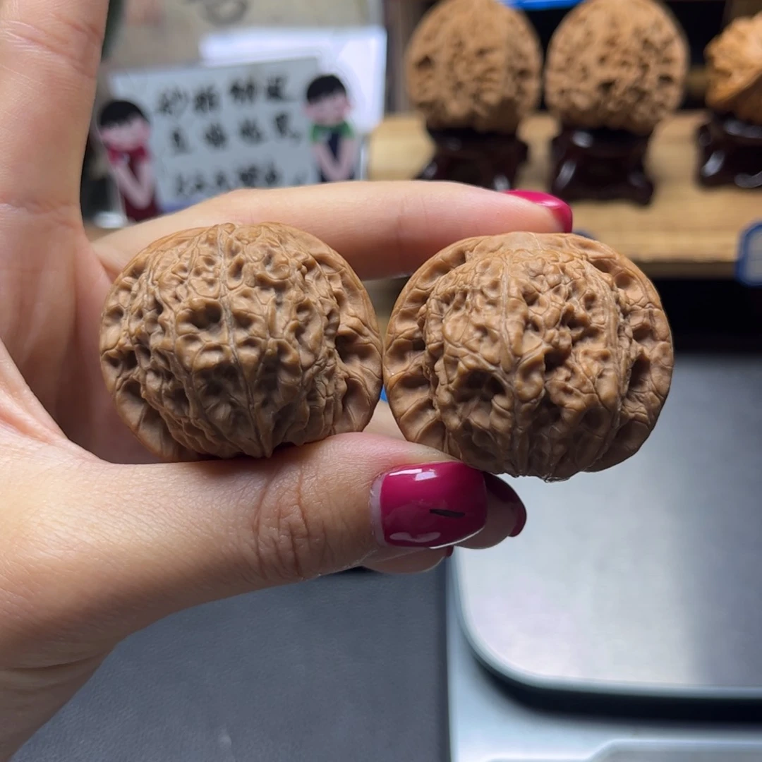 把件文玩核桃脱**弟40全品血麒麟280