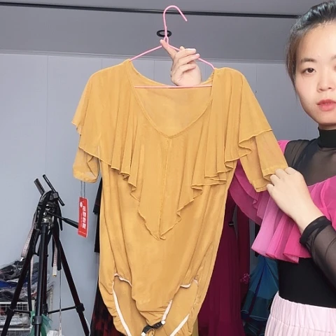 XXL。