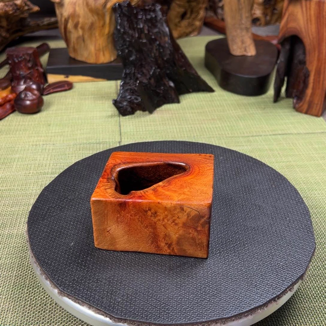 大果紫檀（缅甸花梨）龍*