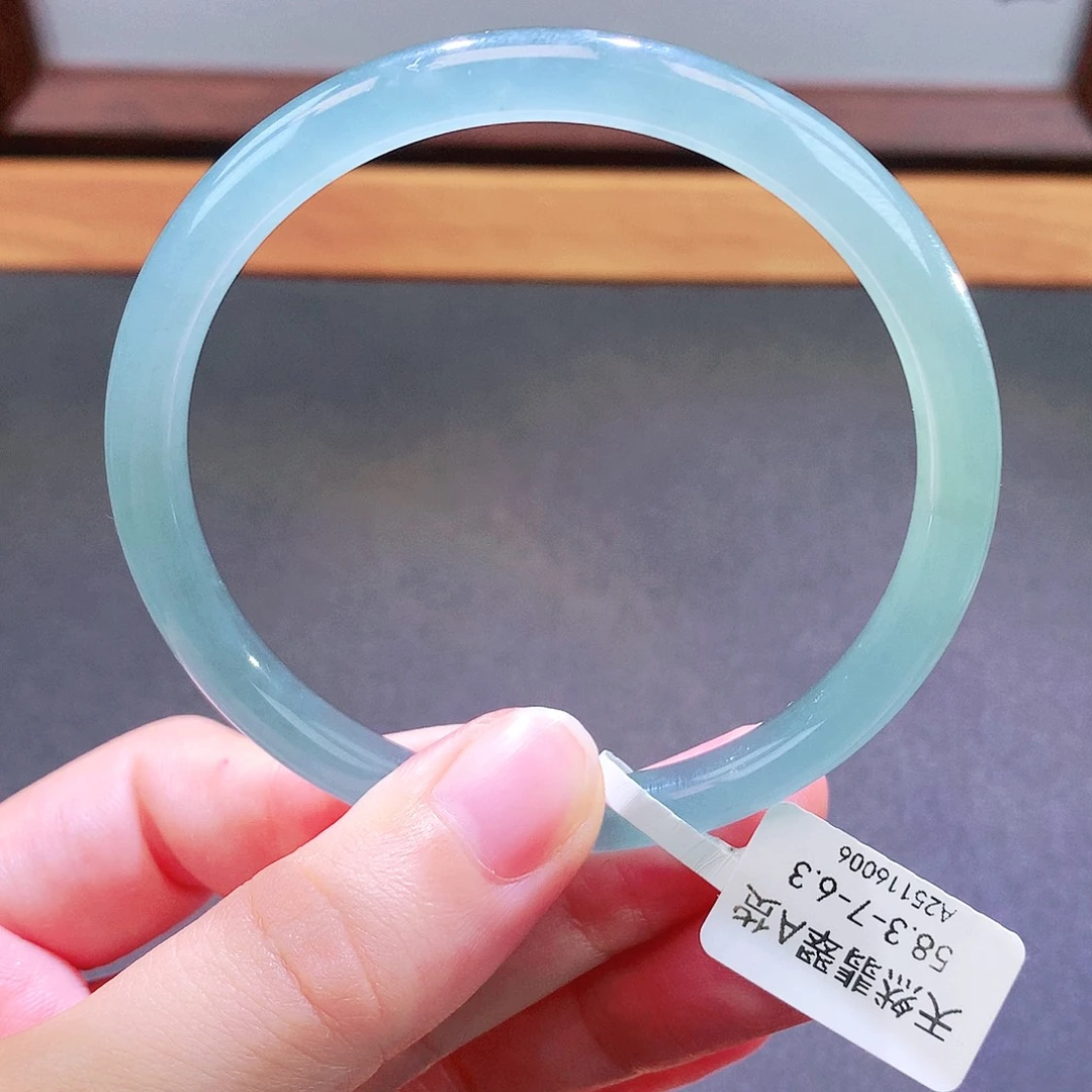 翡翠未镶嵌手镯天然翡翠