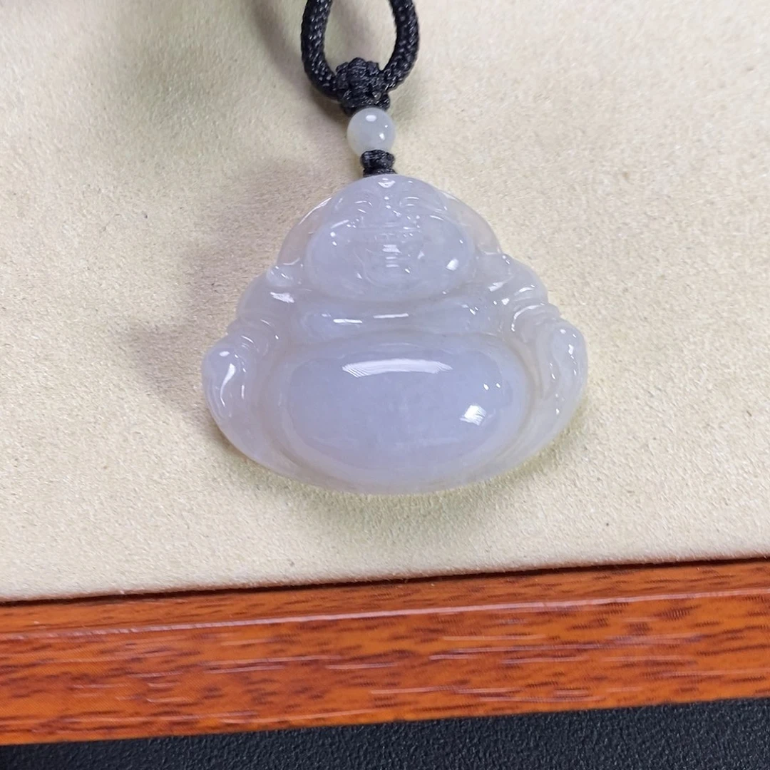翡翠未镶嵌颈饰佛公