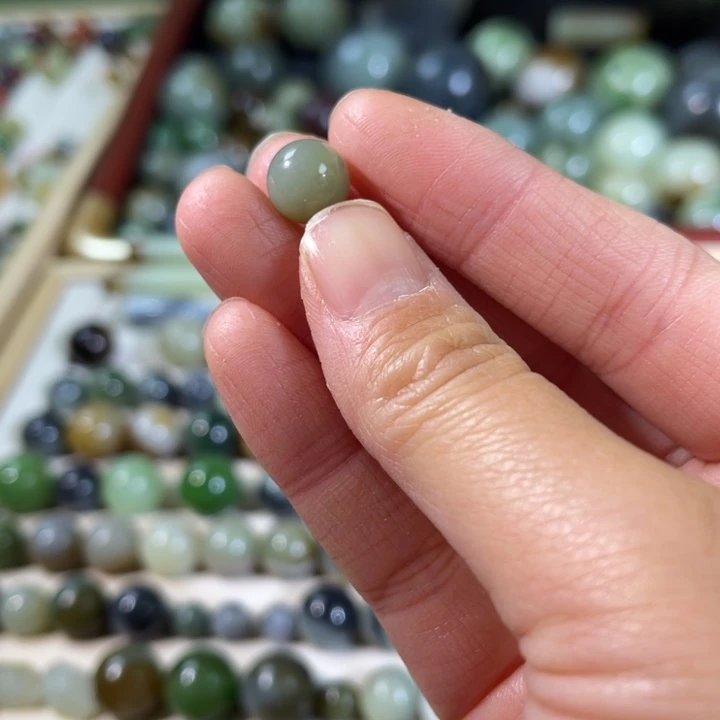 和田玉（糖玉）未镶嵌珠宝半成品