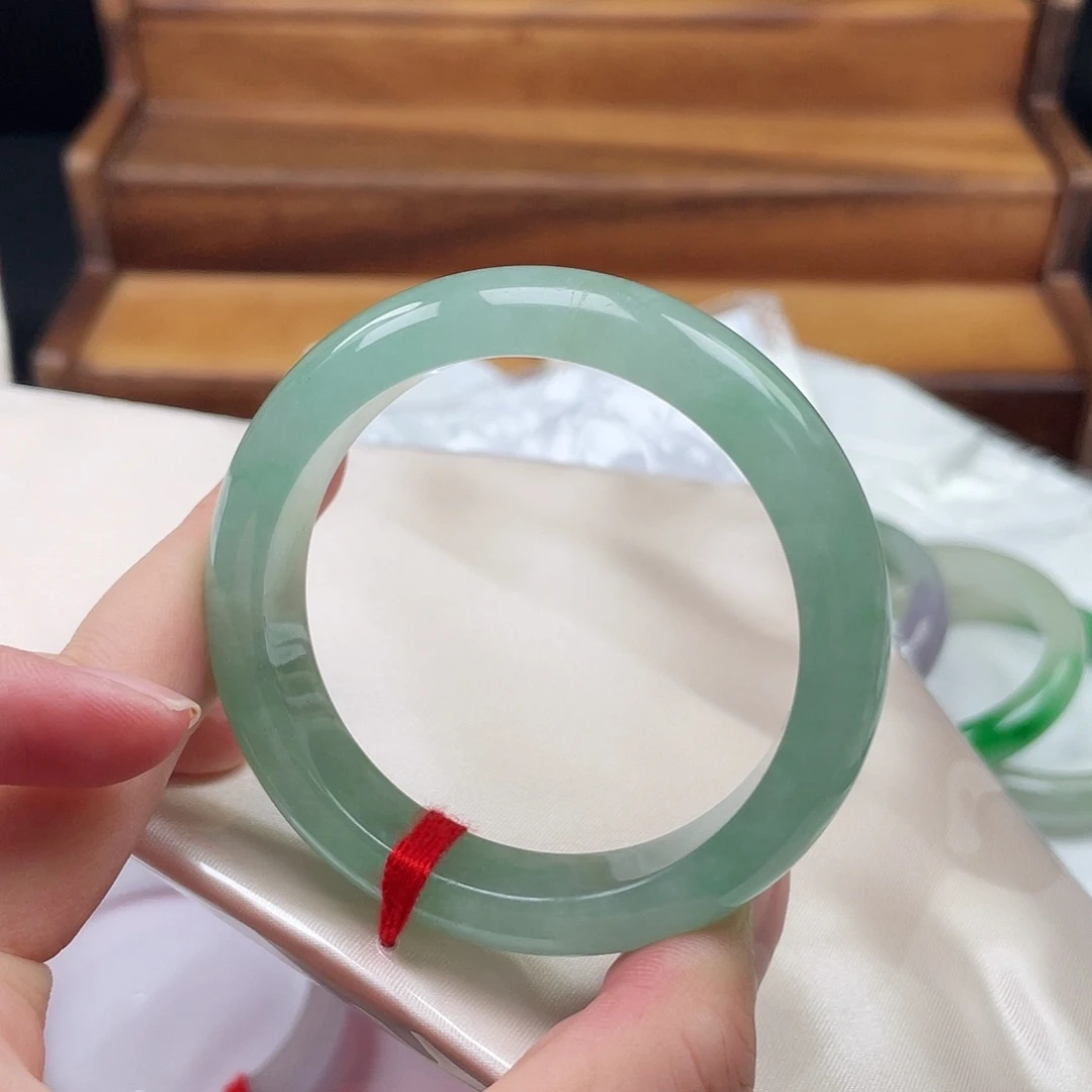 所见即所得緬料玉镯