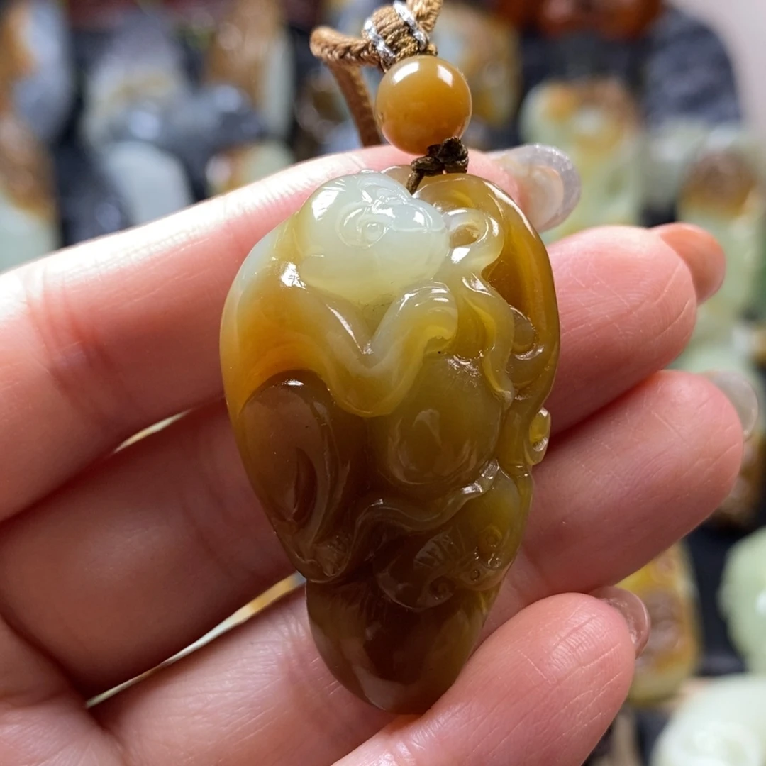 和田玉未镶嵌挂件