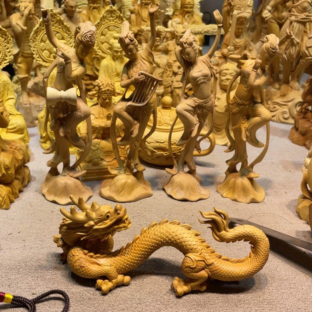 黄杨木楠**房小叶龙摆件