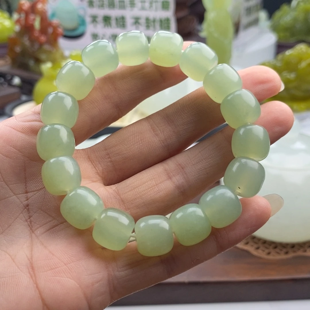 未镶嵌岫玉四大名玉手串