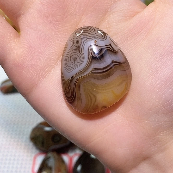 善***永玛瑙/玉髓未镶嵌珠宝奇石