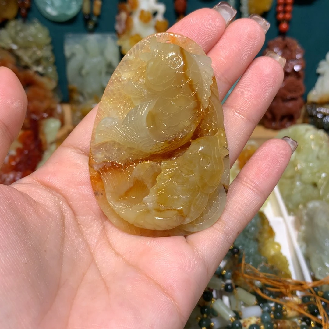 永***远蛇纹石玉未镶嵌颈饰