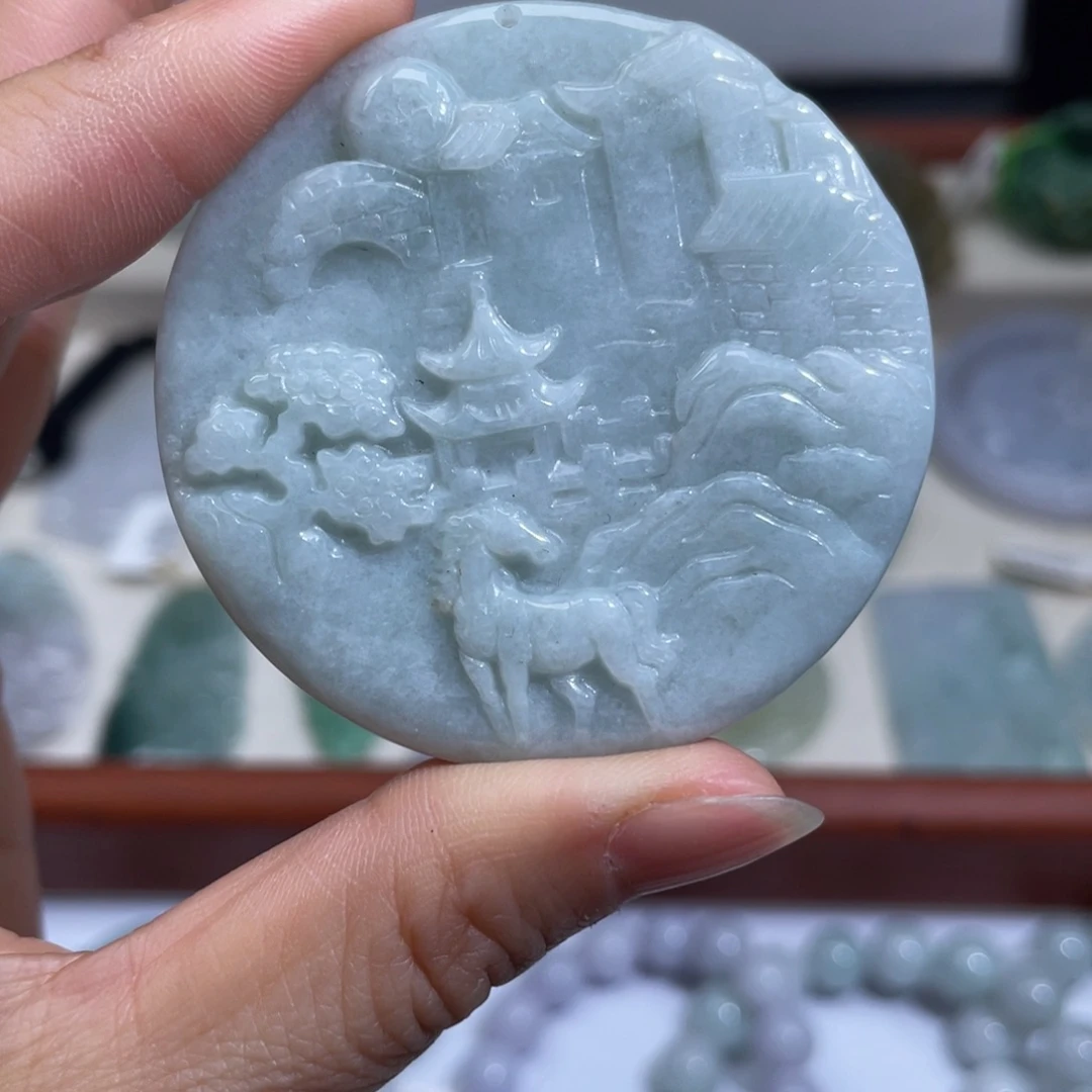 翡翠未镶嵌颈饰翡翠23