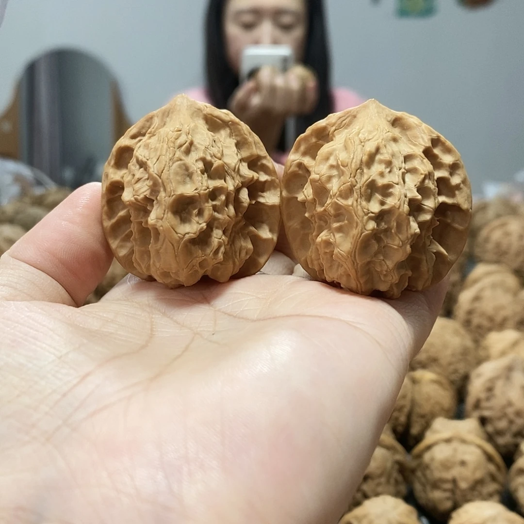 文玩核桃吊坠玲珑39