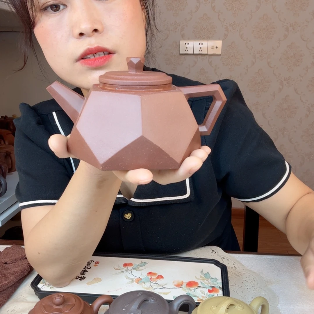 茶壶紫砂精工制作微暇