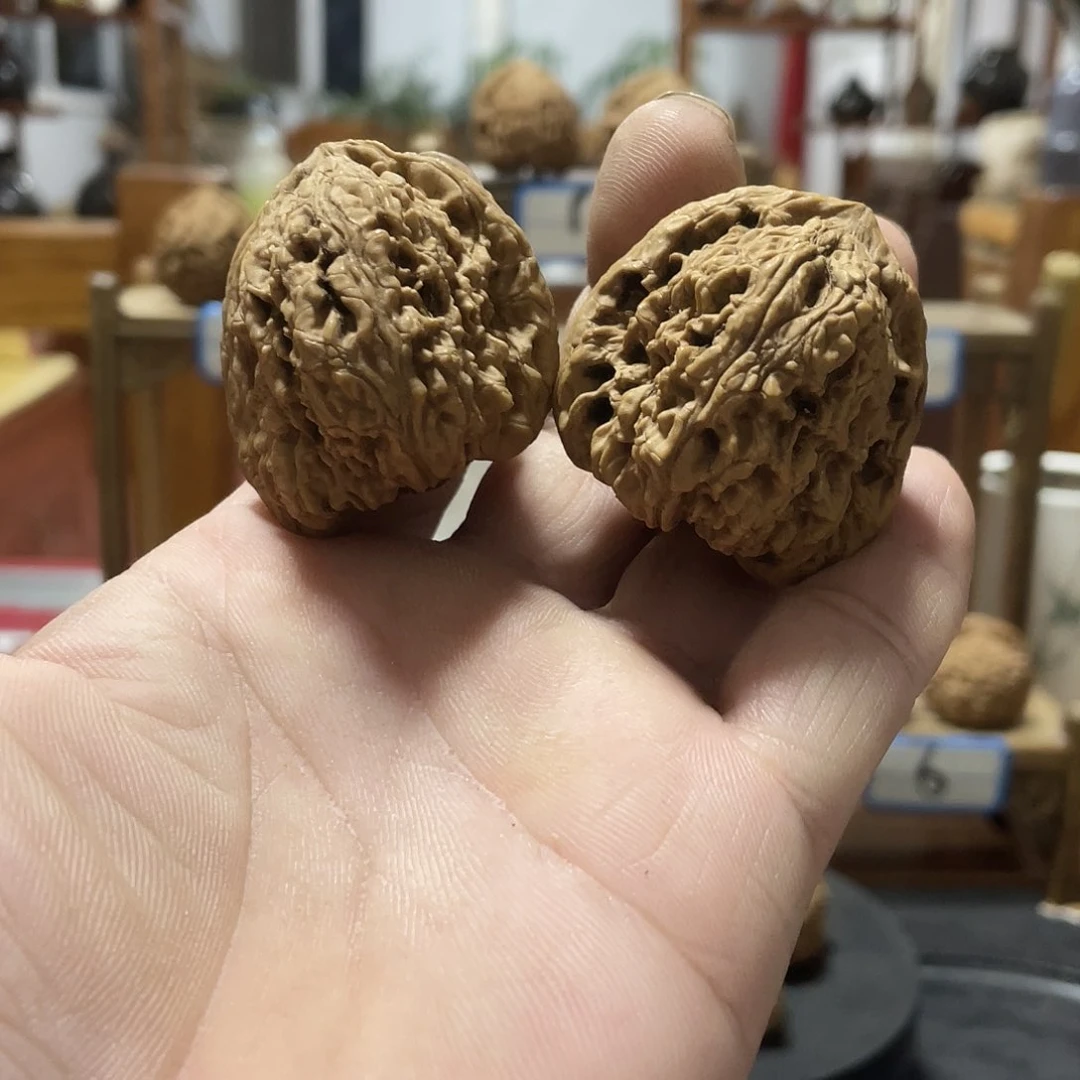 烈***心桃核吊坠文玩核桃南将石