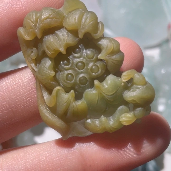 未镶嵌定制翡翠荷花