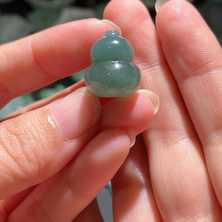 颈饰未镶嵌翡翠天