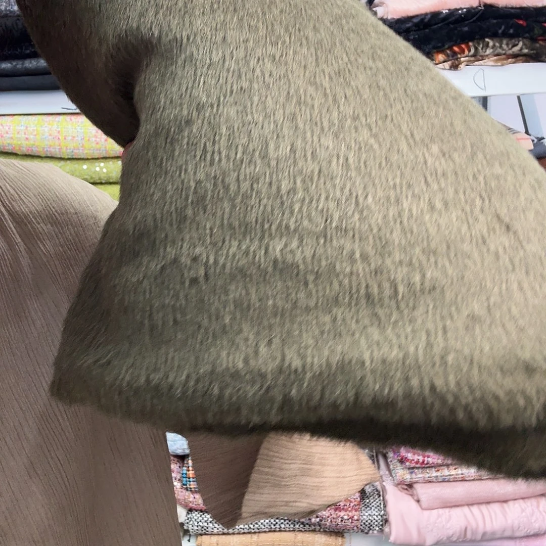 毛料贝贝苏力两米八