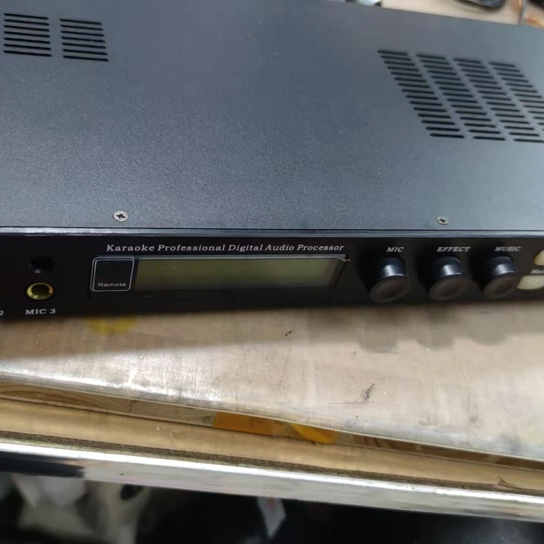 8新  Ⅹ5效果器一台，不包邮费。