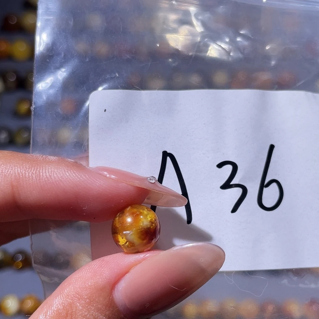 未镶嵌琥珀裸石9.7福利