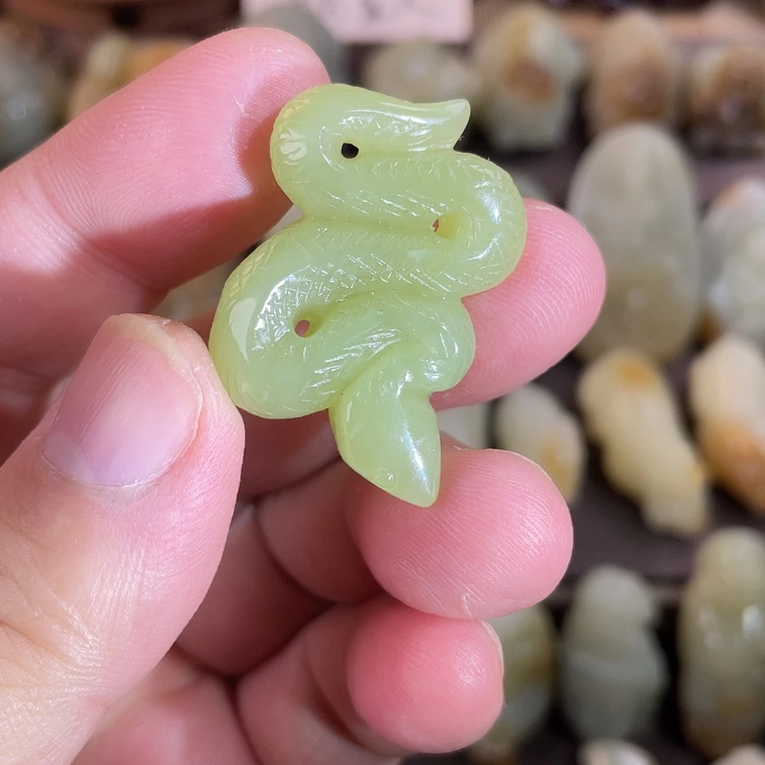 和田玉未镶嵌吊坠(不含链)蛇