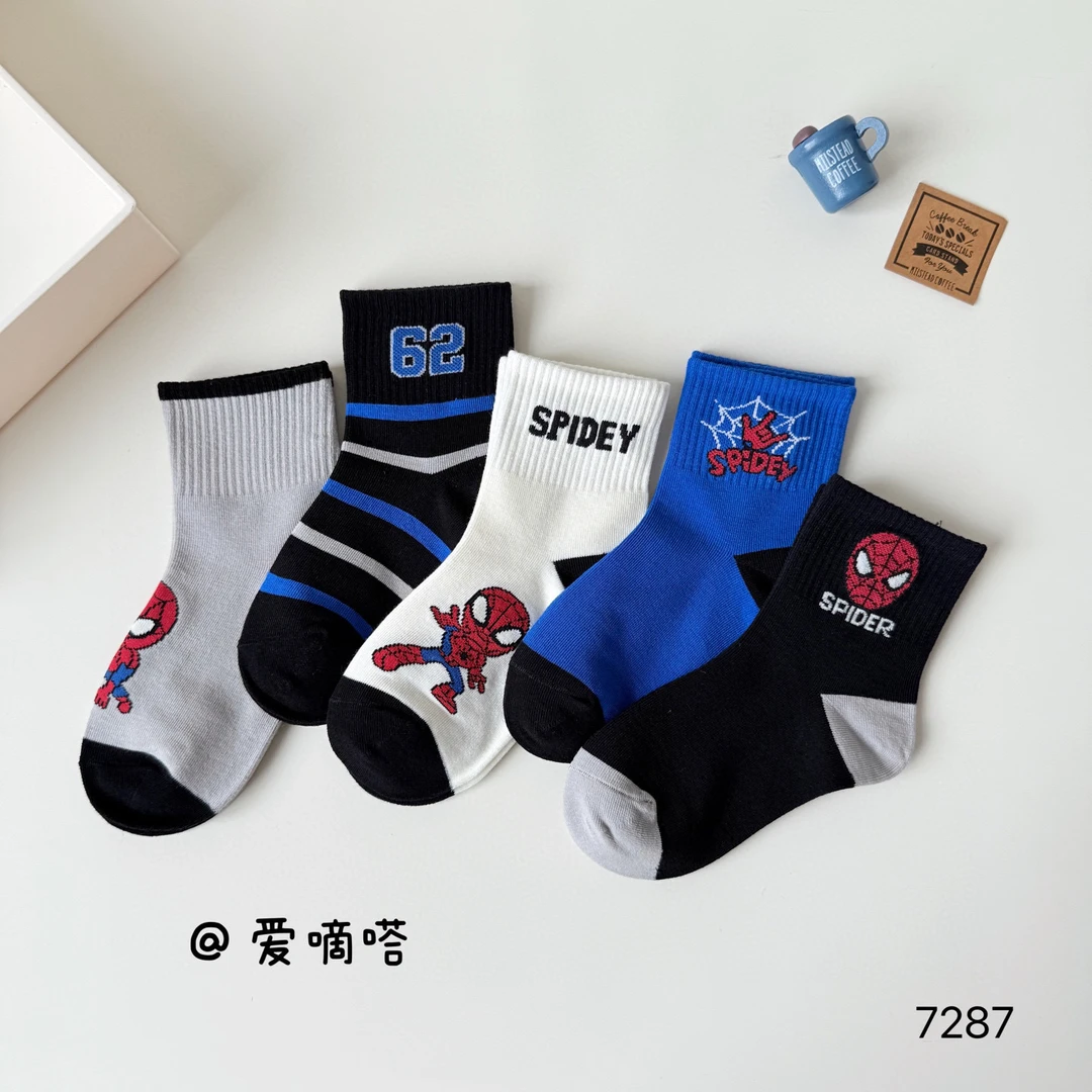 爱嘀嗒7287儿童袜子春秋冬卡通蜘蛛侠男童中筒运动男孩耐脏精梳棉