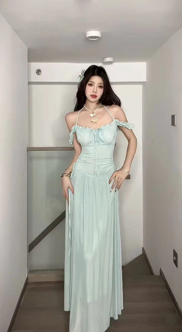 【B Y】海边度假风性感一字肩挂脖连衣裙夏季新款韩系气质高级长裙