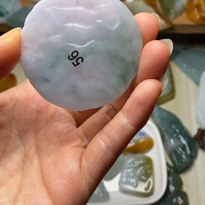 翡翠未镶嵌颈饰天然