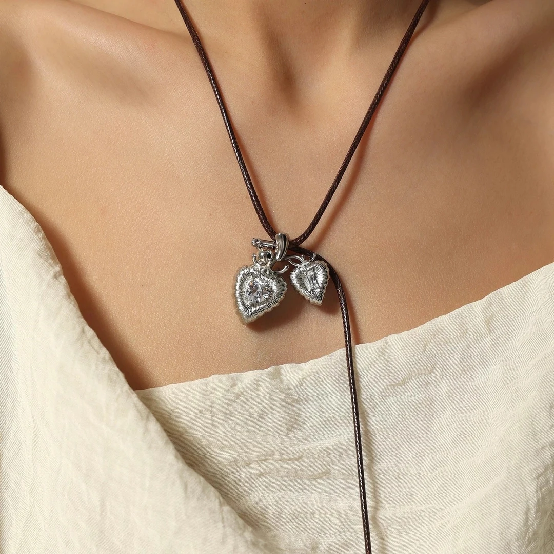 铜合金项链 明星同款双心项链女款高级感小众设计吊坠简约项链