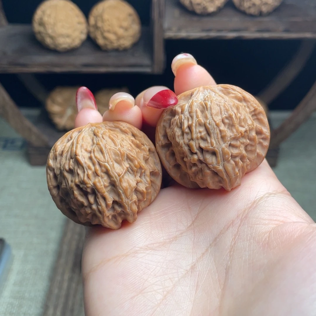 文玩核桃吊坠磨盘37 白茬精配克重足