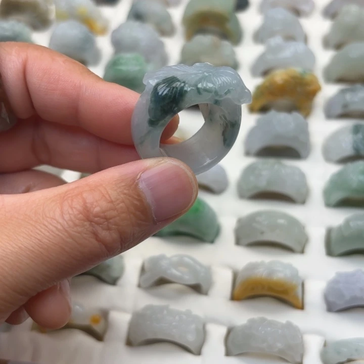 翡翠未镶嵌戒指港码19荷叶戒指