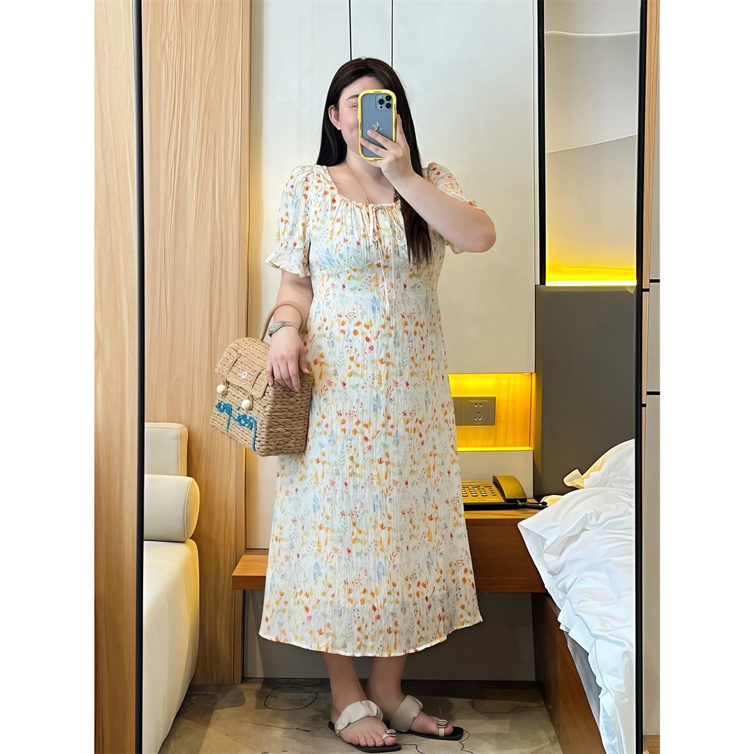 蜜语报亭 / 韩系显瘦碎花连衣裙15017花契大码200斤胖mm时尚百搭