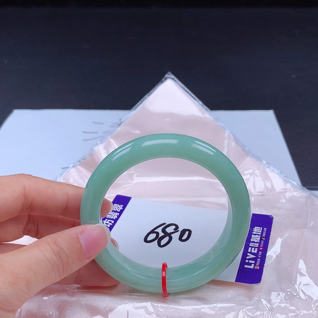 翡翠手镯未镶嵌手镯001120