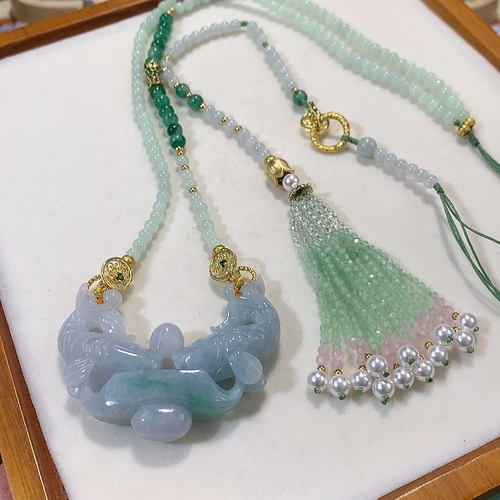 翡翠未镶嵌颈饰翡翠吊坠