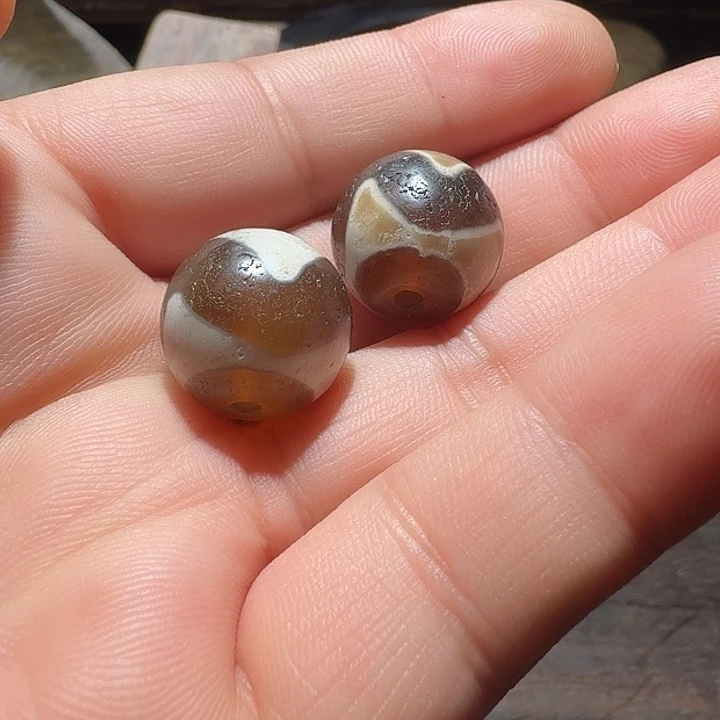 和田玉（糖玉）颈饰未镶嵌后*人