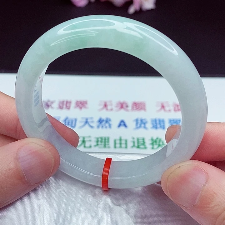 翡翠手镯未镶嵌55.8圈