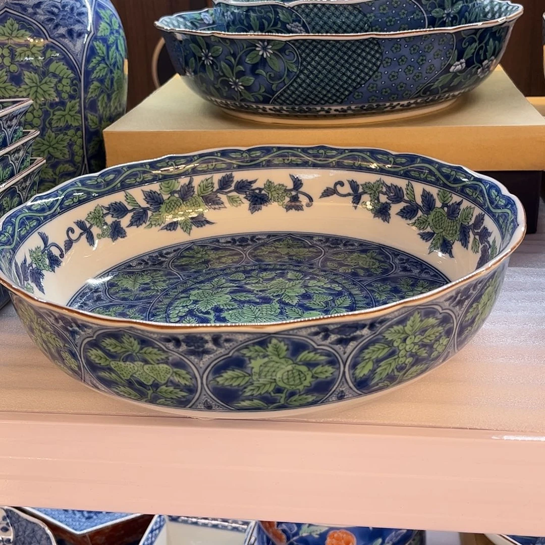 盖碗在家门口看到有条不太明显小