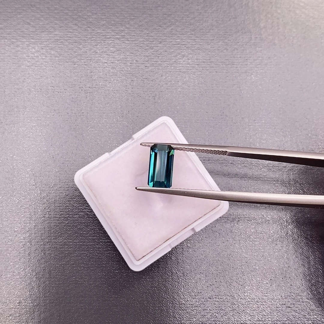 未镶嵌裸石碧玺1.96克拉