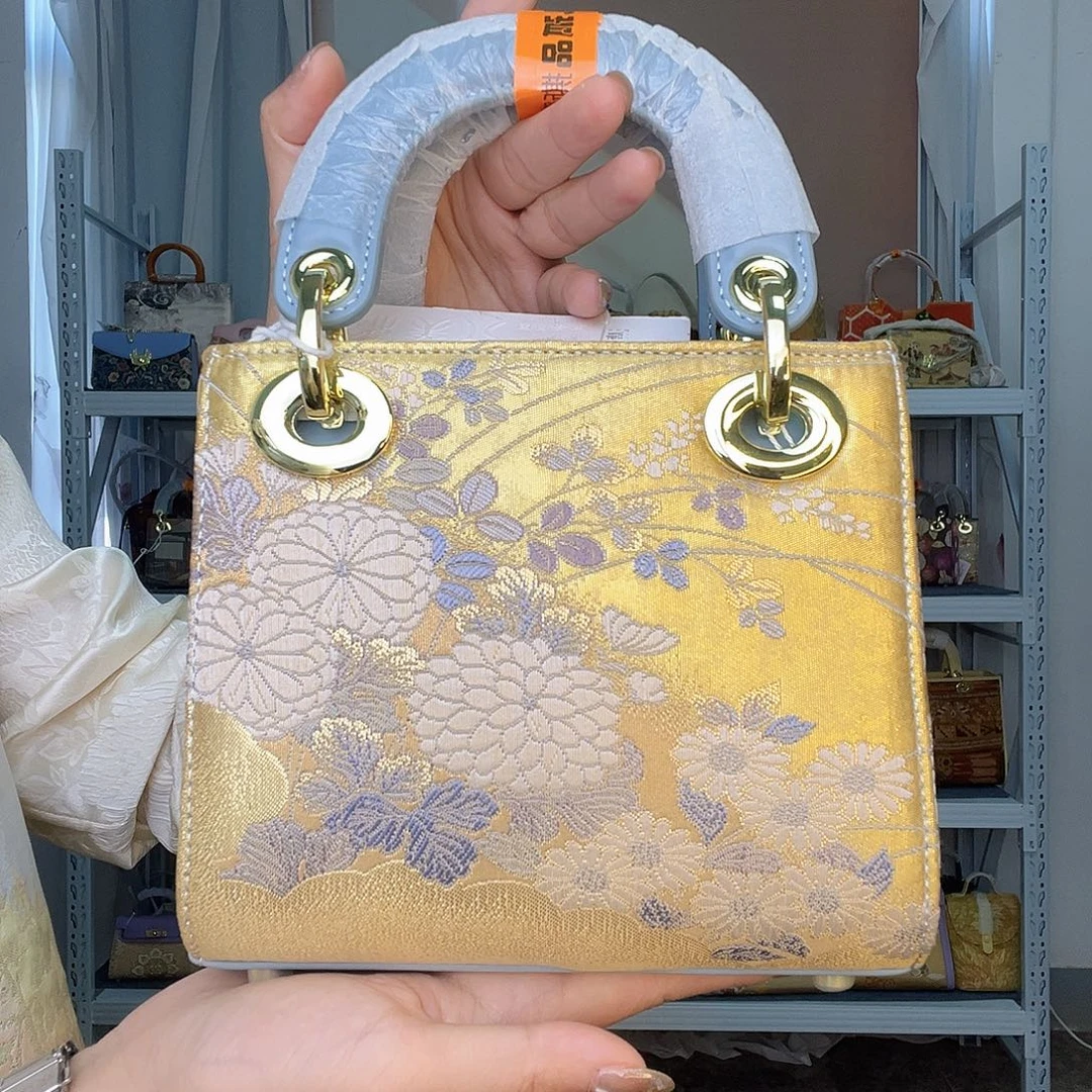 织物桑蚕丝非遗唐锦小戴妃