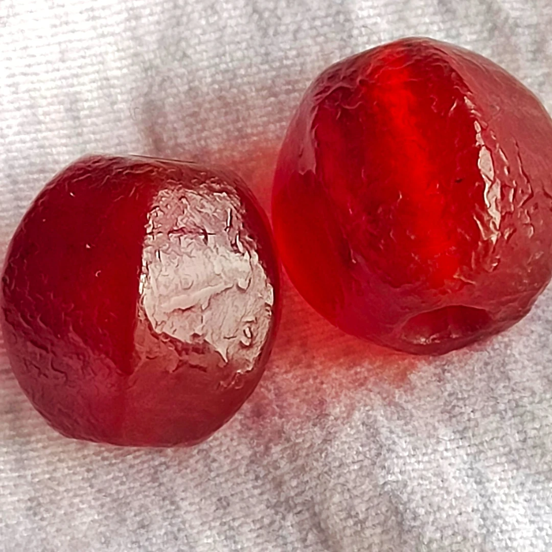 静雅古珠一玛瑙灯笼吊坠一对，尺寸12mm