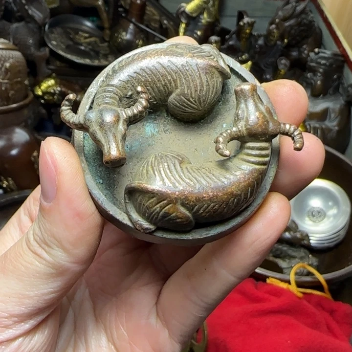 铜器把玩摆件链接