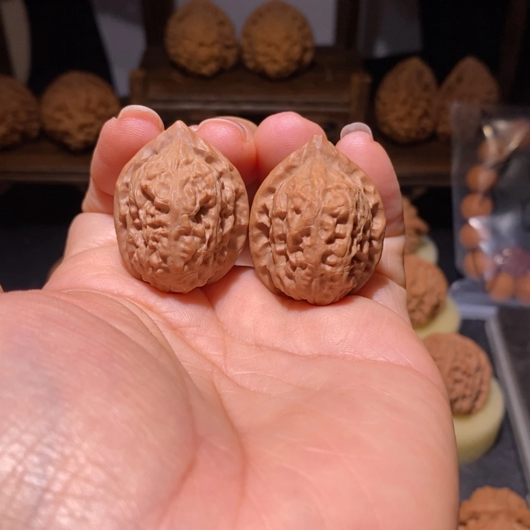 文玩核桃吊坠拇指鸡心27