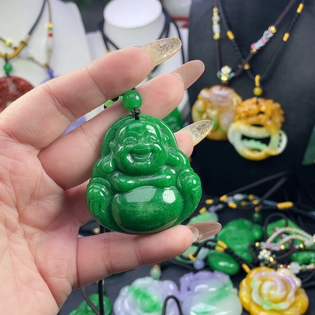 翡翠未镶嵌吊坠(赠链)